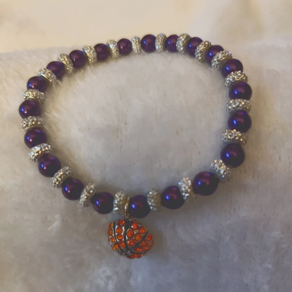 L&L Lavender/Purple Boho Stretch Bracelet with Basketball Charm 🏀  NWOT - Picture 4 of 5